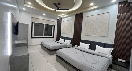 Hotel Blue Apple Khatu Ji Room Type - Deluxe Room with City View