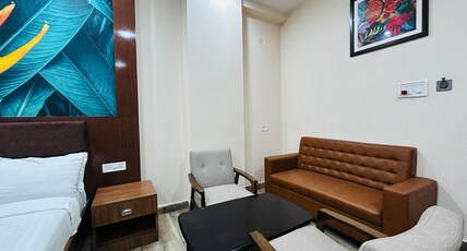 Hotel J P Grand Room Type - Deluxe Room