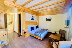 Address of Snow Paradise - Pure Veg Hotel