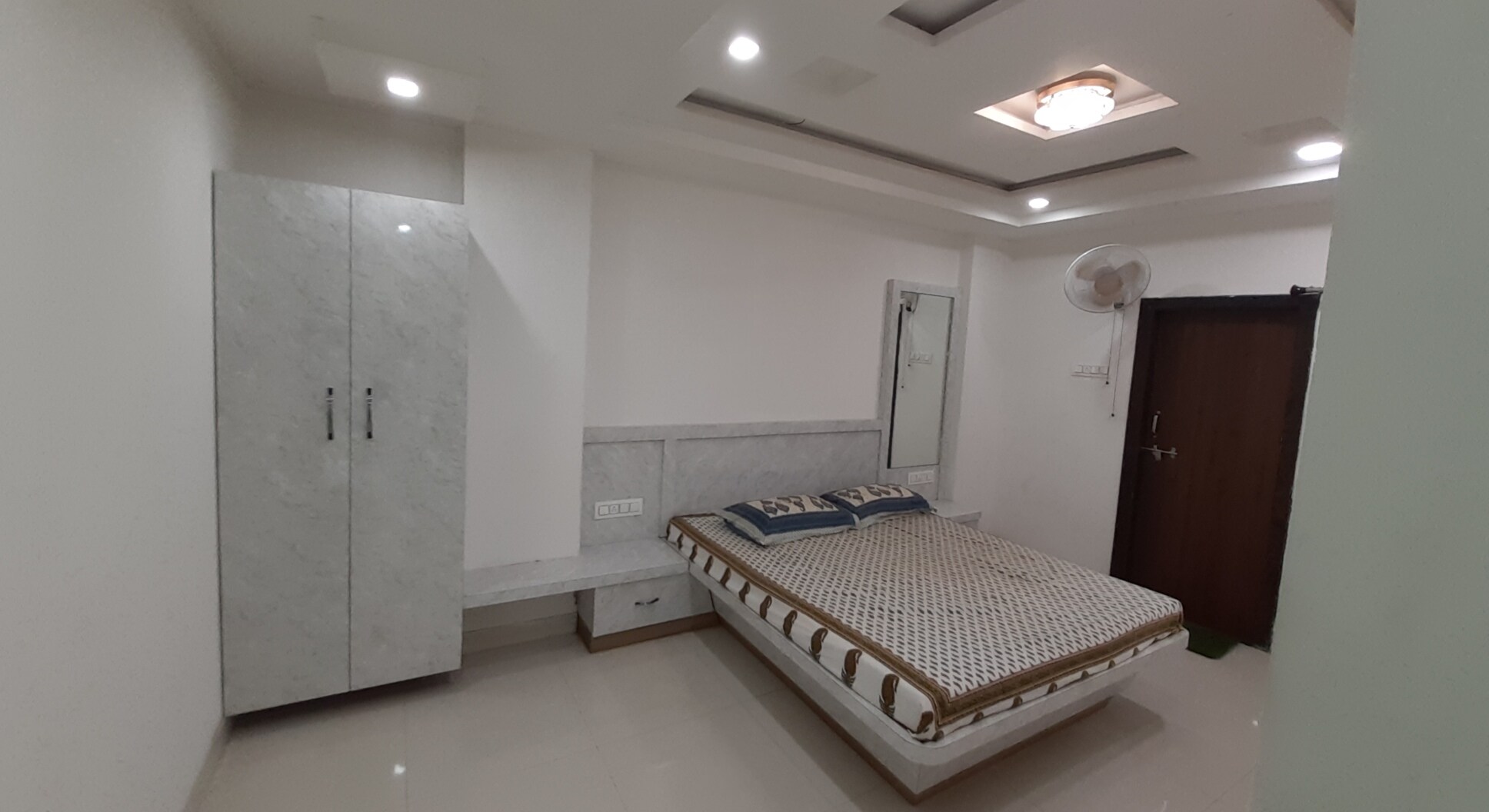 Benda Rejuvenate Hotel - Tap to explore photos