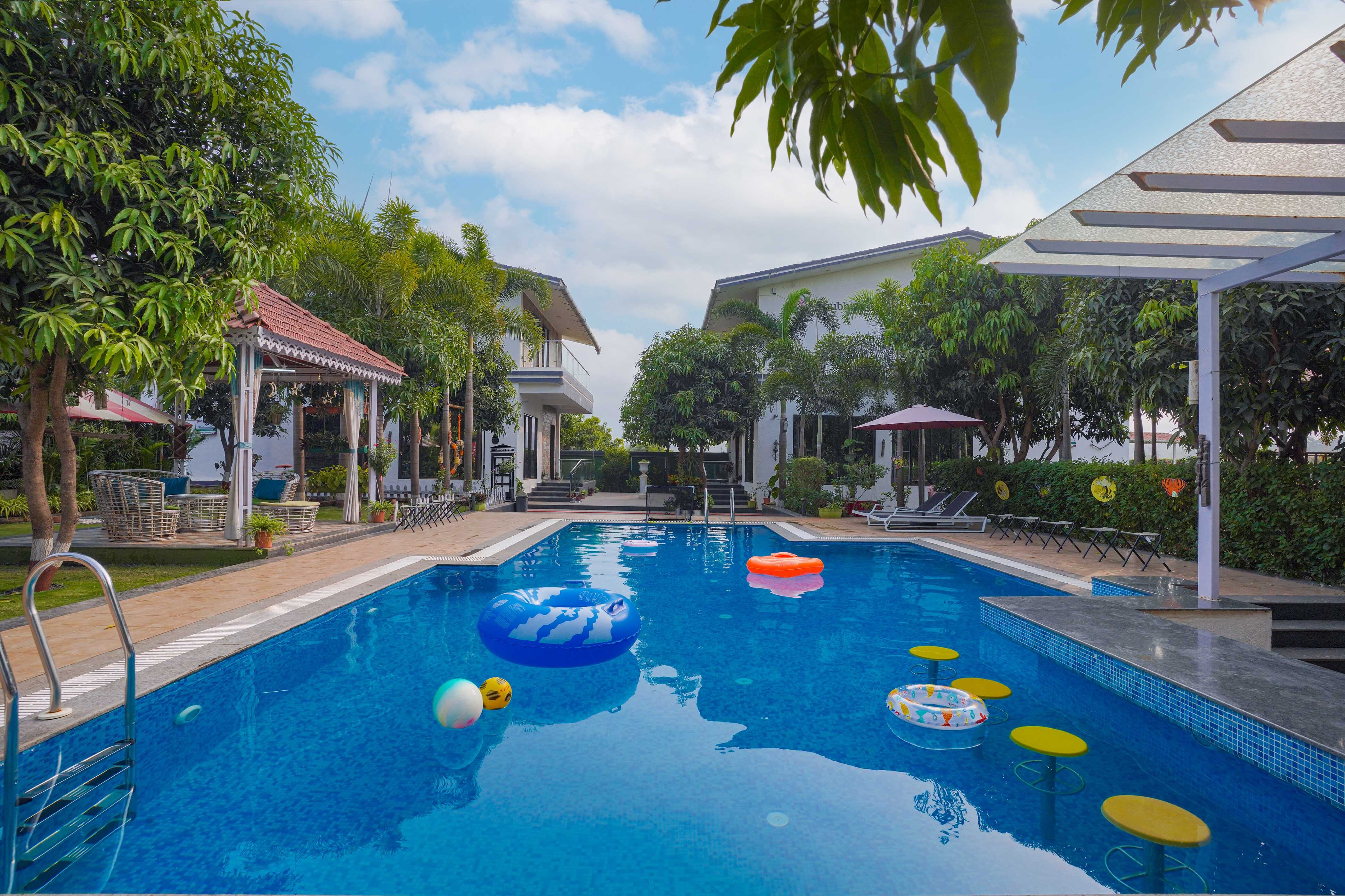 Shubhravilas - Tap to explore photos