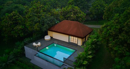Stone Water By Zuper Room Type - Cascade Private Pool Cottage