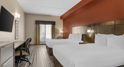 Best Western Plus Winnipeg West Room Type - 2 Queen Beds, Non-Smoking, Microwave And Refrigerator, Work Desk, Wi-Fi, Full Breakfast