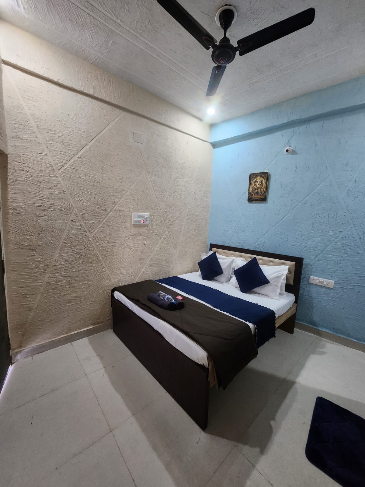Anaya Guest House & Restaurant - Tap to explore photos