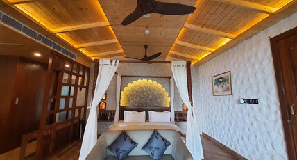 Shaantam Resorts & Spa Room Type - Royal Cottage with Private Pool