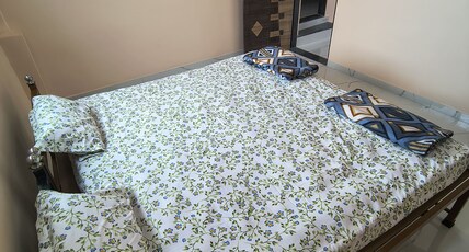 1B Brahmachaitanya Homestay Nr Railway Station Room Type - Bedroom