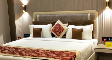 Hotel Sea N Rock Pure Veg Room Type - Suite