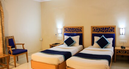 The Ambassador Room Type - Deluxe Room AC