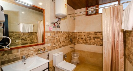 Tripli Hotels Conifer Wood Cottage Room Type - 4 BHK