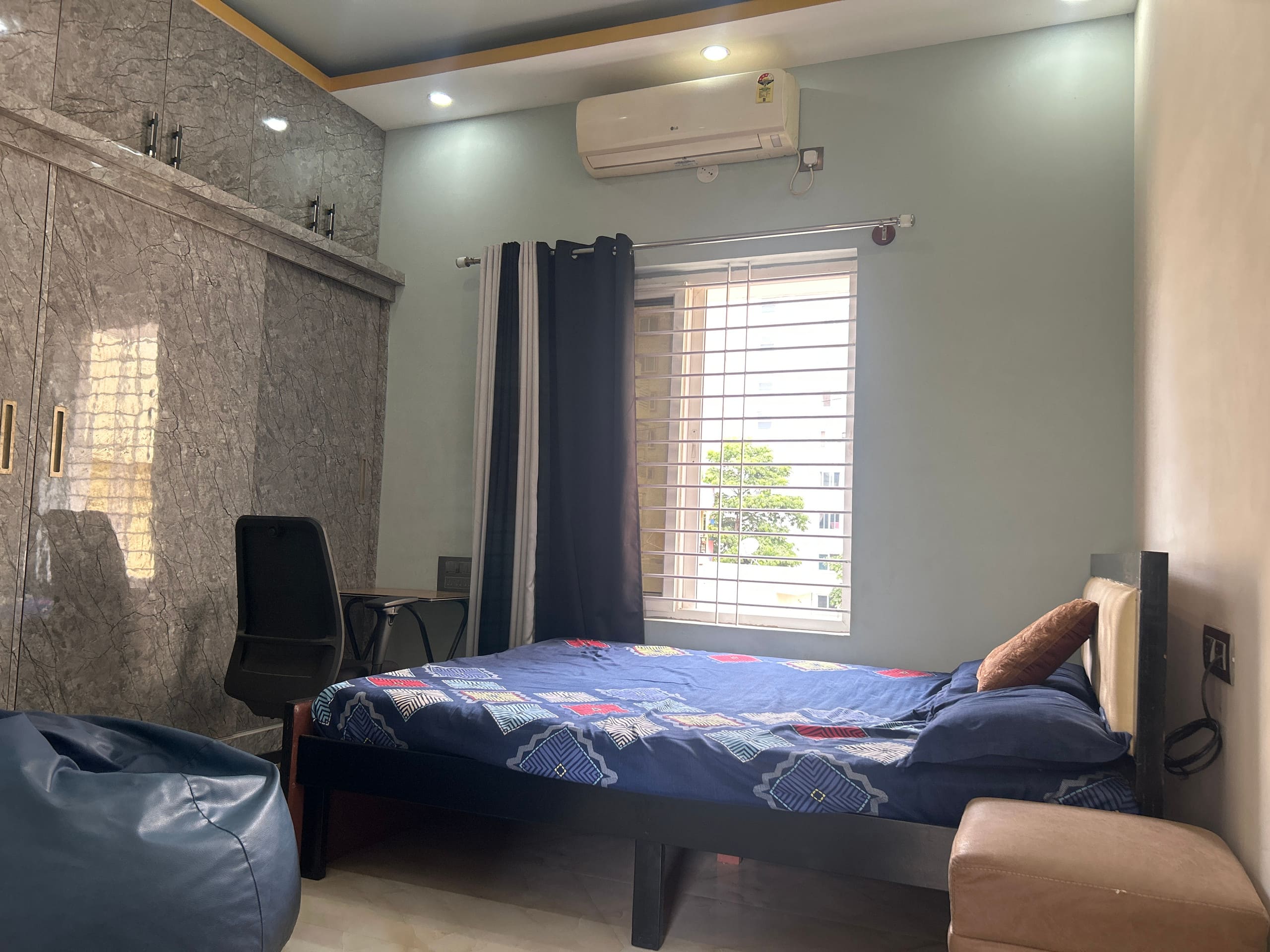Private ACStudio|Balcony|Yelahanka|Manyata|Airport - Tap to explore photos