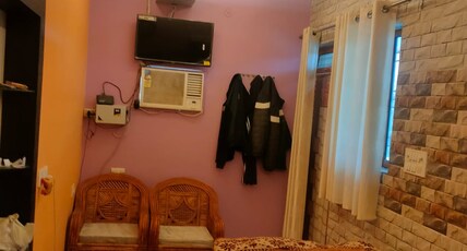 Aryan Home Stay 2 Room Type - Bedroom