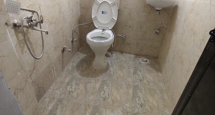 Wow stay - Paharganj New Delhi Room Type - Standard King Bed Room