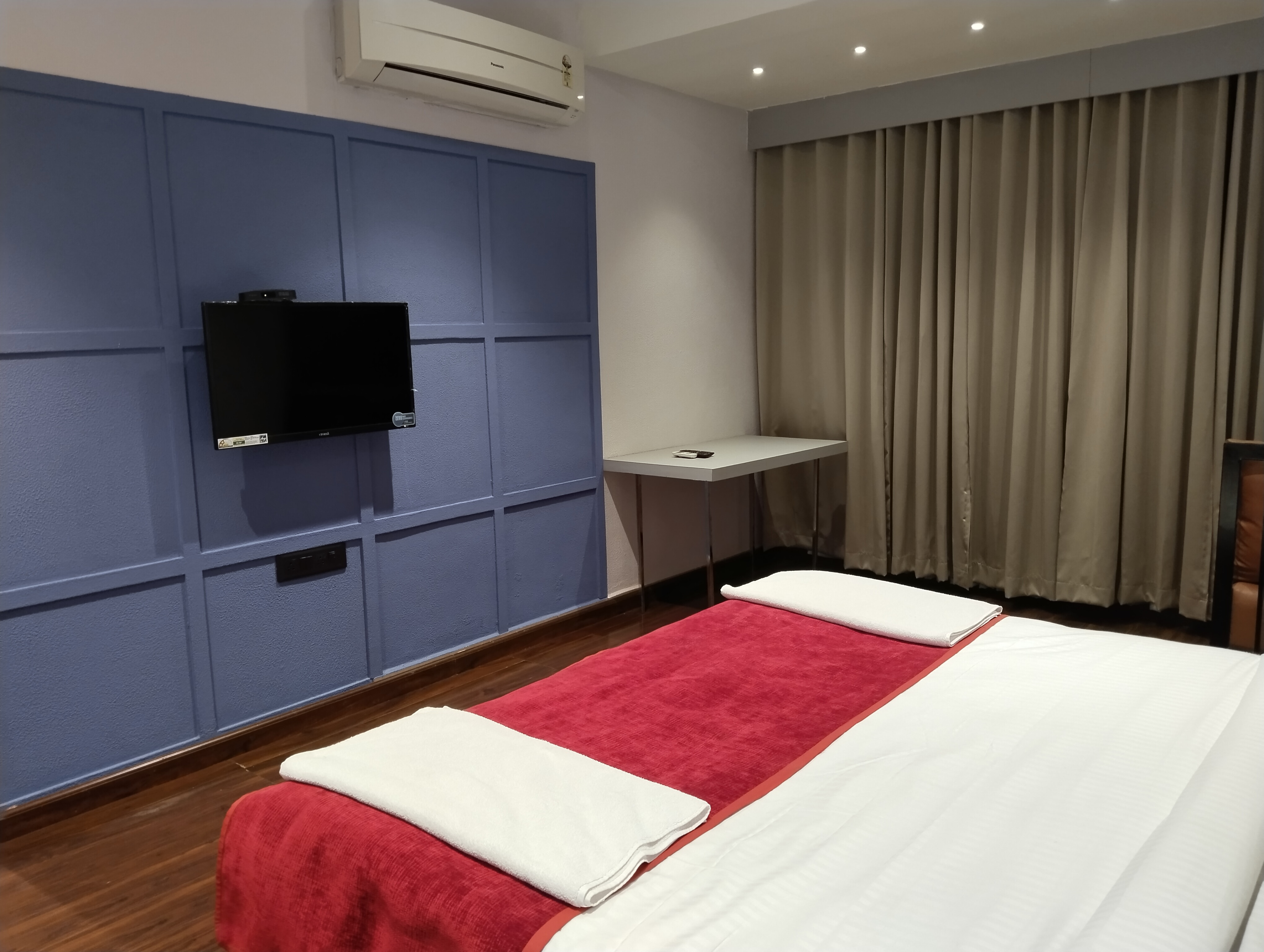 Hotel Balaji Central - Tap to explore photos