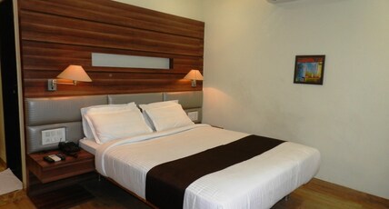 Hotel Mahendra Room Type - Super Deluxe Room