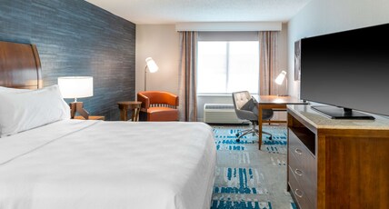Hilton Garden Inn Arlington/Courthouse Plaza Room Type - 1 KING ACC RM W BATHTUB