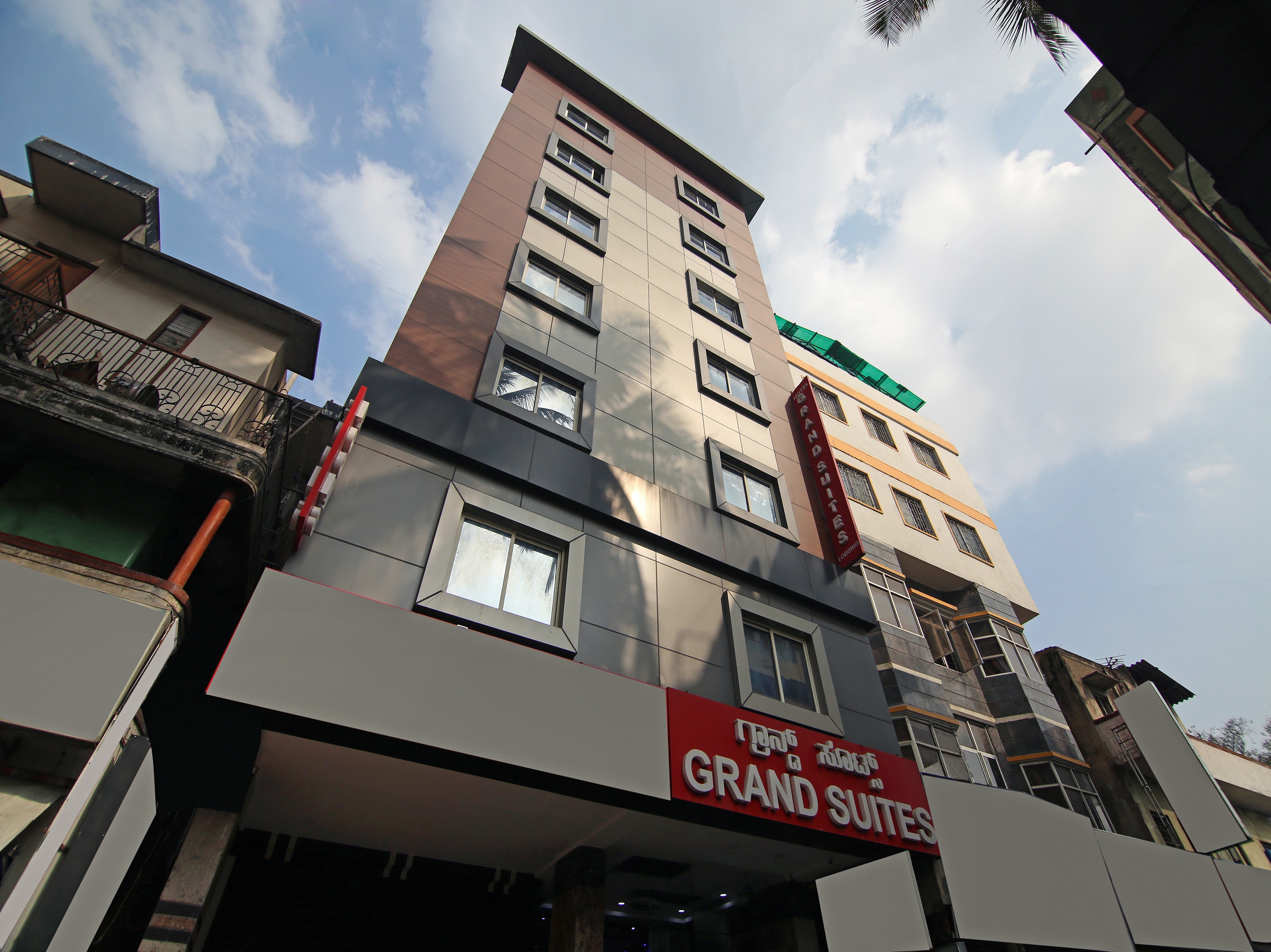 Hotel Grand Suites - Tap to explore photos