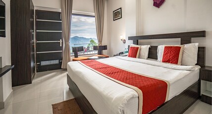 The Golden Sunrise Hotel Room Type - Premium Valley View