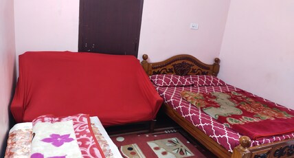 Raja Residency Room Type - Standard Double Room
