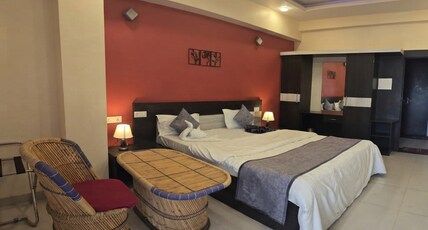 EKTA PALACE Room Type - Deluxe AC Room EKTA PALACE Room Type - Deluxe AC Room