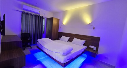 36 West Inn (Near Janakpuri West) Room Type - Executive Room