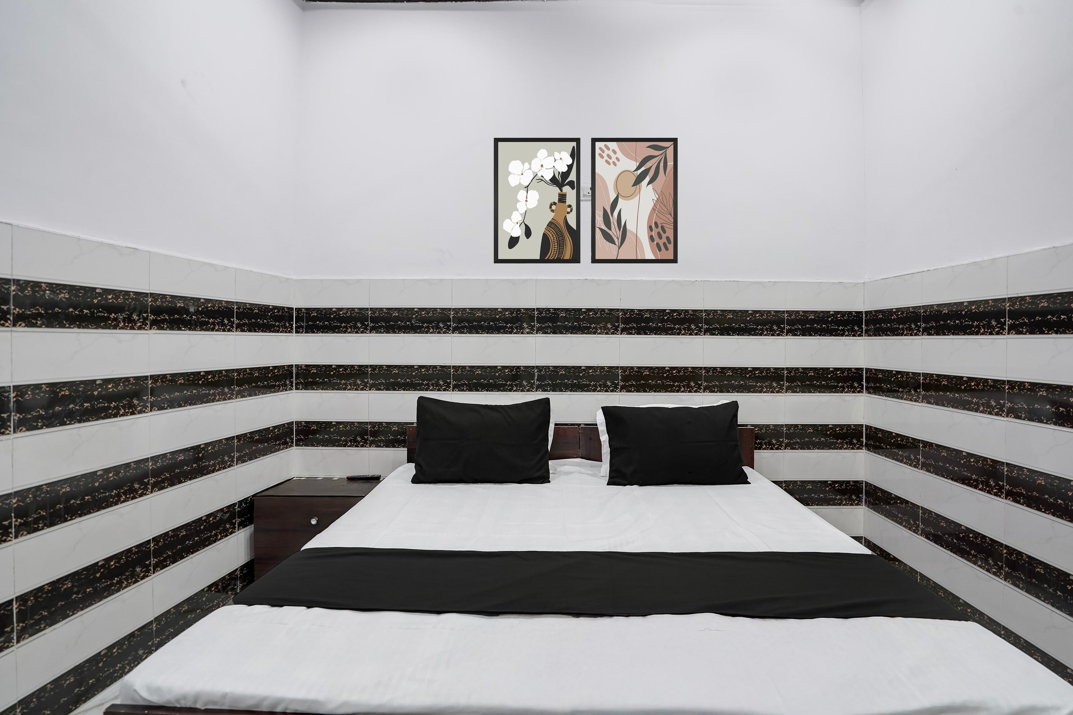 Hotel O Dream Holiday Hotel & Restaurant - Tap to explore photos