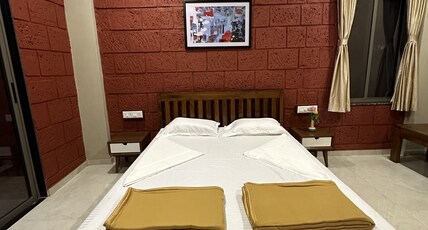 THE OASIS RESORT Room Type - DELUXE ROOM