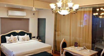 Hotel Mahanayak Room Type - Suite Room