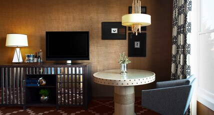 Kimpton Riverplace Hotel Room Type - 1 King Studio Suite