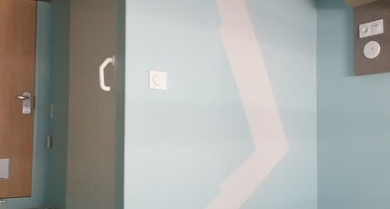 ibis budget Ciboure Saint Jean de Luz Room Type - Standard room with one double bed and bathroom with shower ibis budget Ciboure Saint Jean de Luz Room Type - Standard room with one double bed and bathroom with shower