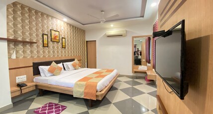 Hotel Gomti Room Type - Royal Suite