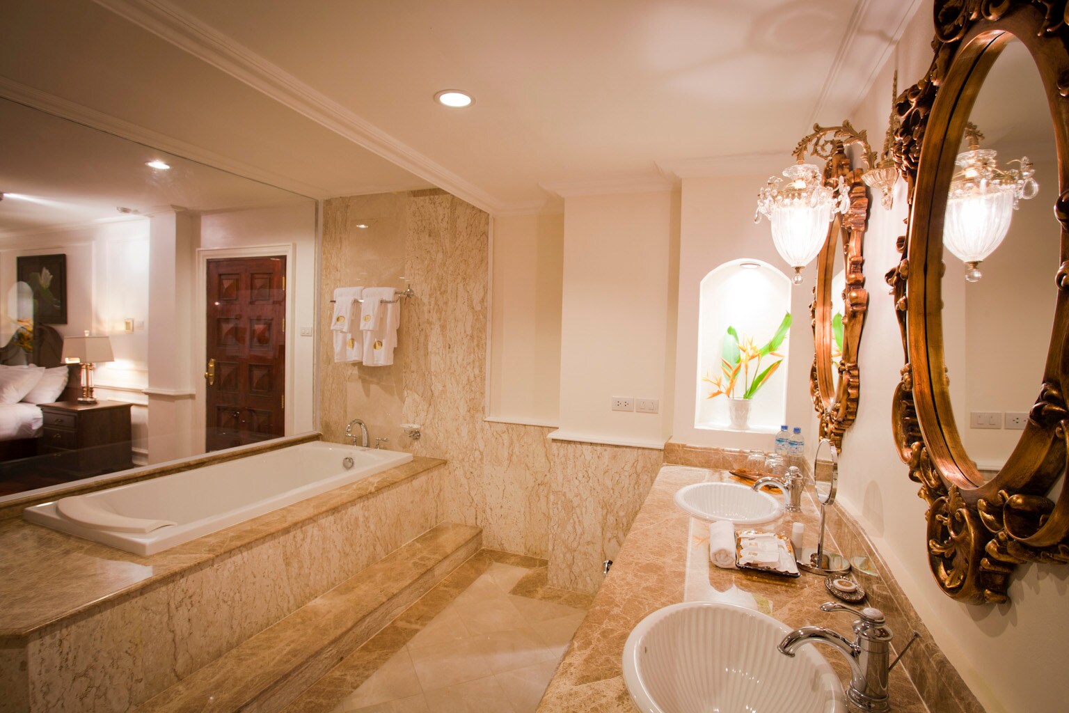 Dhavara Boutique Hotel - Tap to explore photos