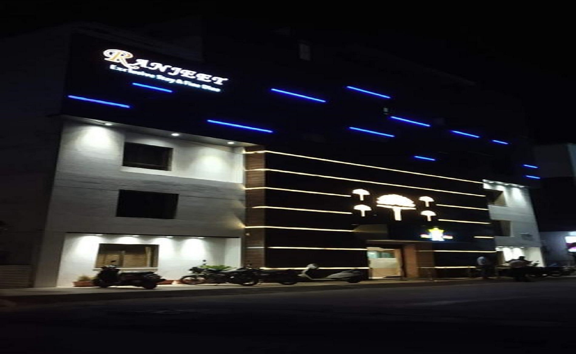 HOTEL RANJEET - Tap to explore photos