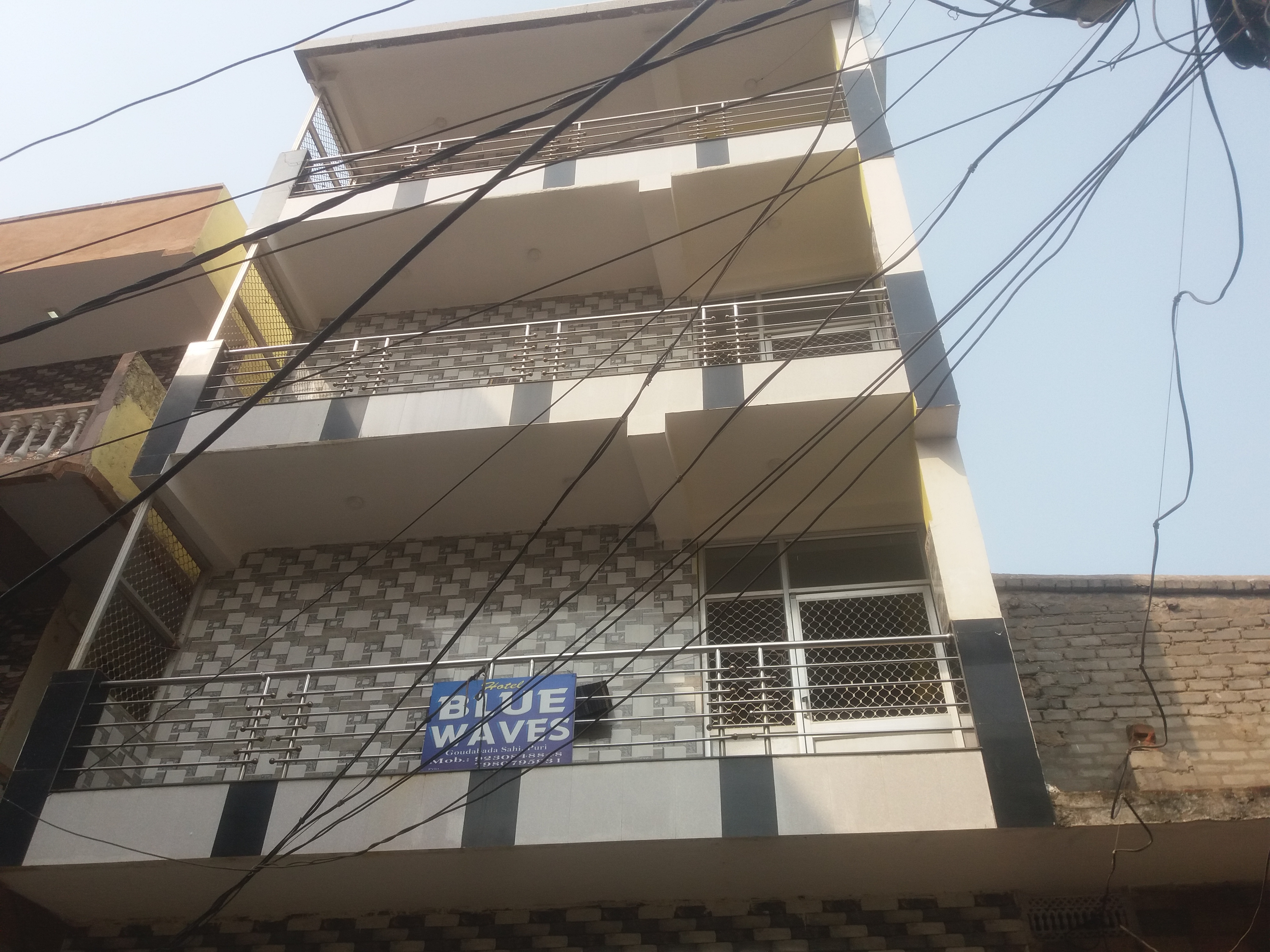 Hotel Blue Waves - Tap to explore photos