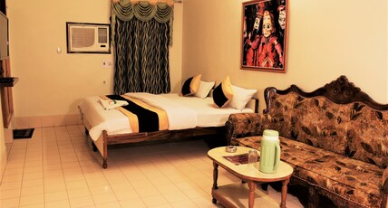 Hotel Marudhar Room Type - Super Deluxe Room