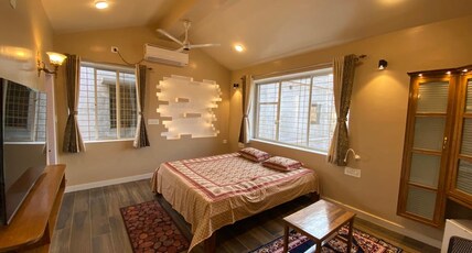 Sarkars Premium Homestay Room Type - Classy Cozy Room - 2nd Floor