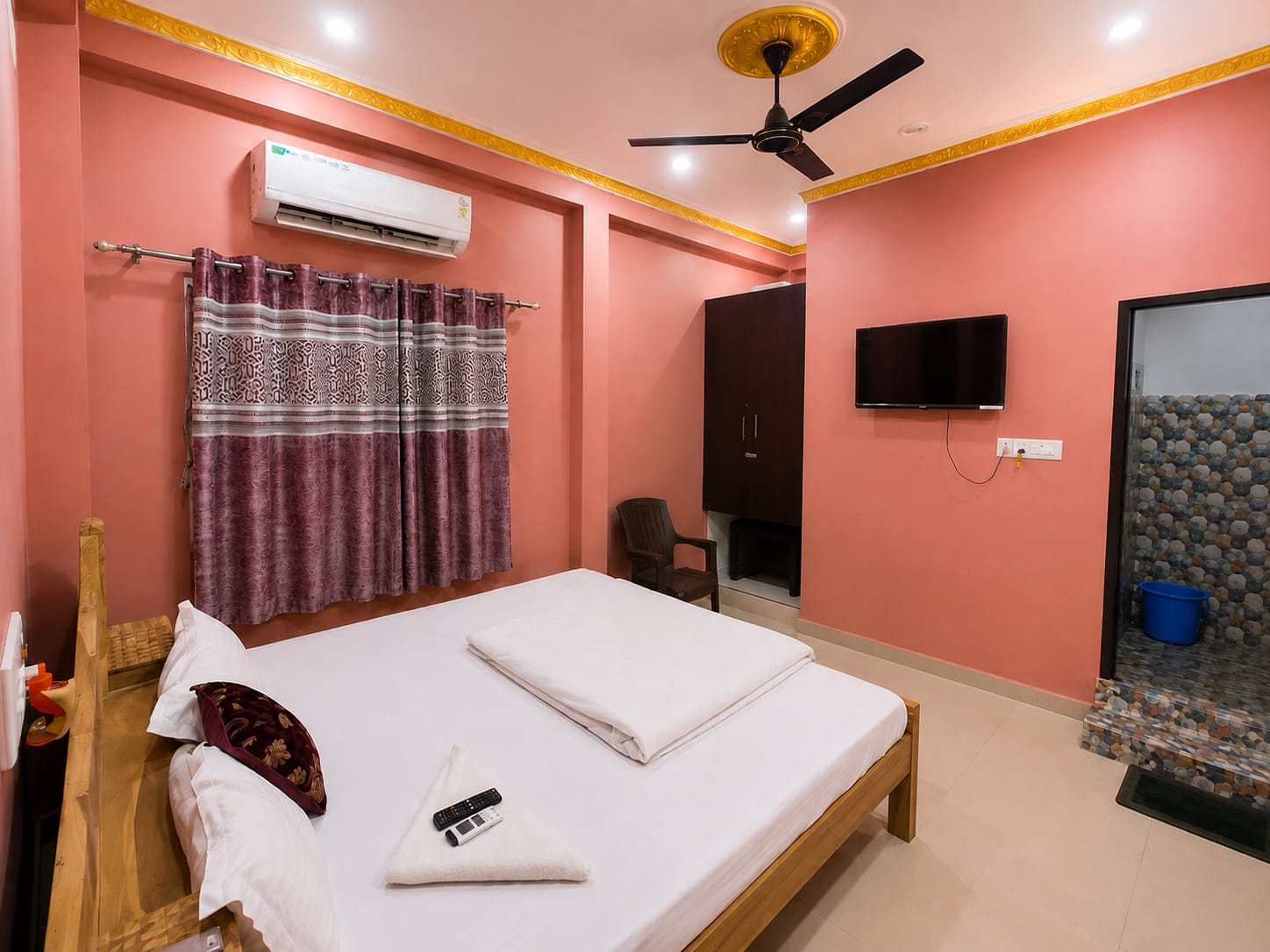 HOTEL ASHIRWAD AND MARRIAGE HALL - Tap to explore photos