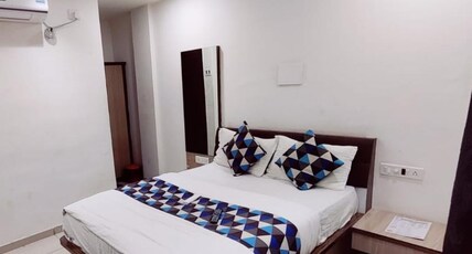 Hotel Mansarovar Vadodara Room Type - Deluxe Non AC