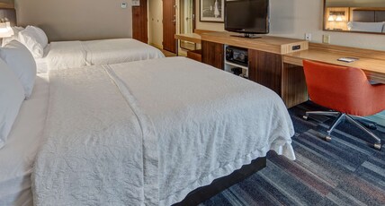 Hampton Inn Dumfries Room Type - 2 QNS HEARING ACC NOSMOK