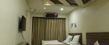 Hotel Khajrana Regency