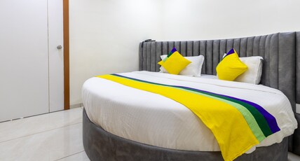 Itsy Hotels Signature, Nehru Nagar Room Type - Deluxe Room