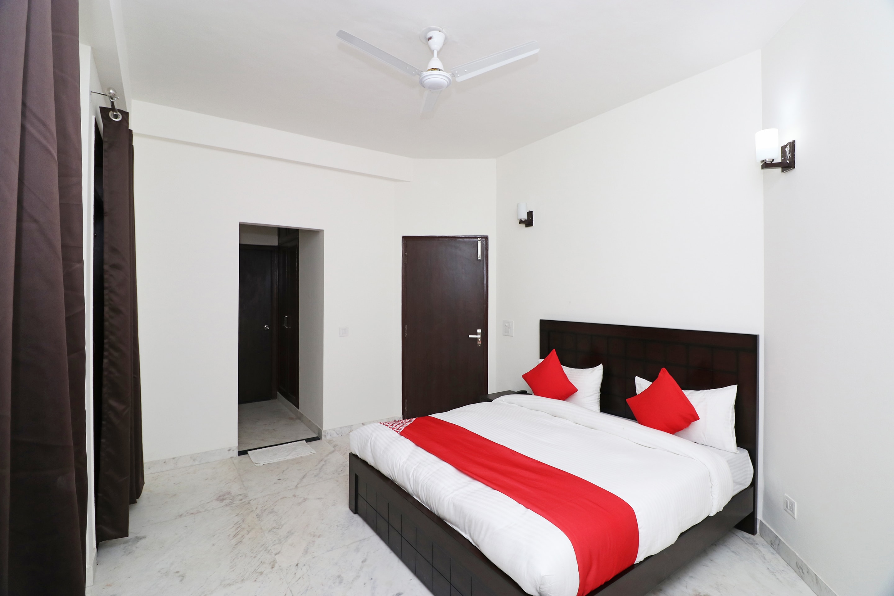 Hotel O The Primero Near Leisure Valley Park - Tap to explore photos