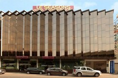 HOTEL LE SEASONS