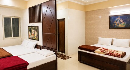 SHRI HARIVANSH SEWA KUNJ - Near Banke Bihari Temple Vrindavan Room Type - Five Bed Room