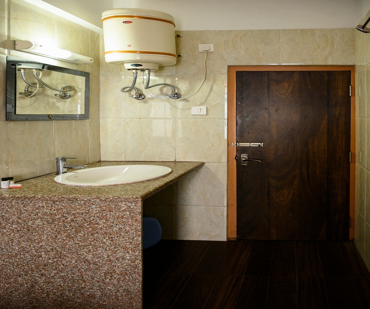 Jain Group Hotel Sonamchen - Tap to explore photos