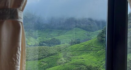 Misty Velvet Munnar Room Type - A Frame with Balcony for 7 PAX