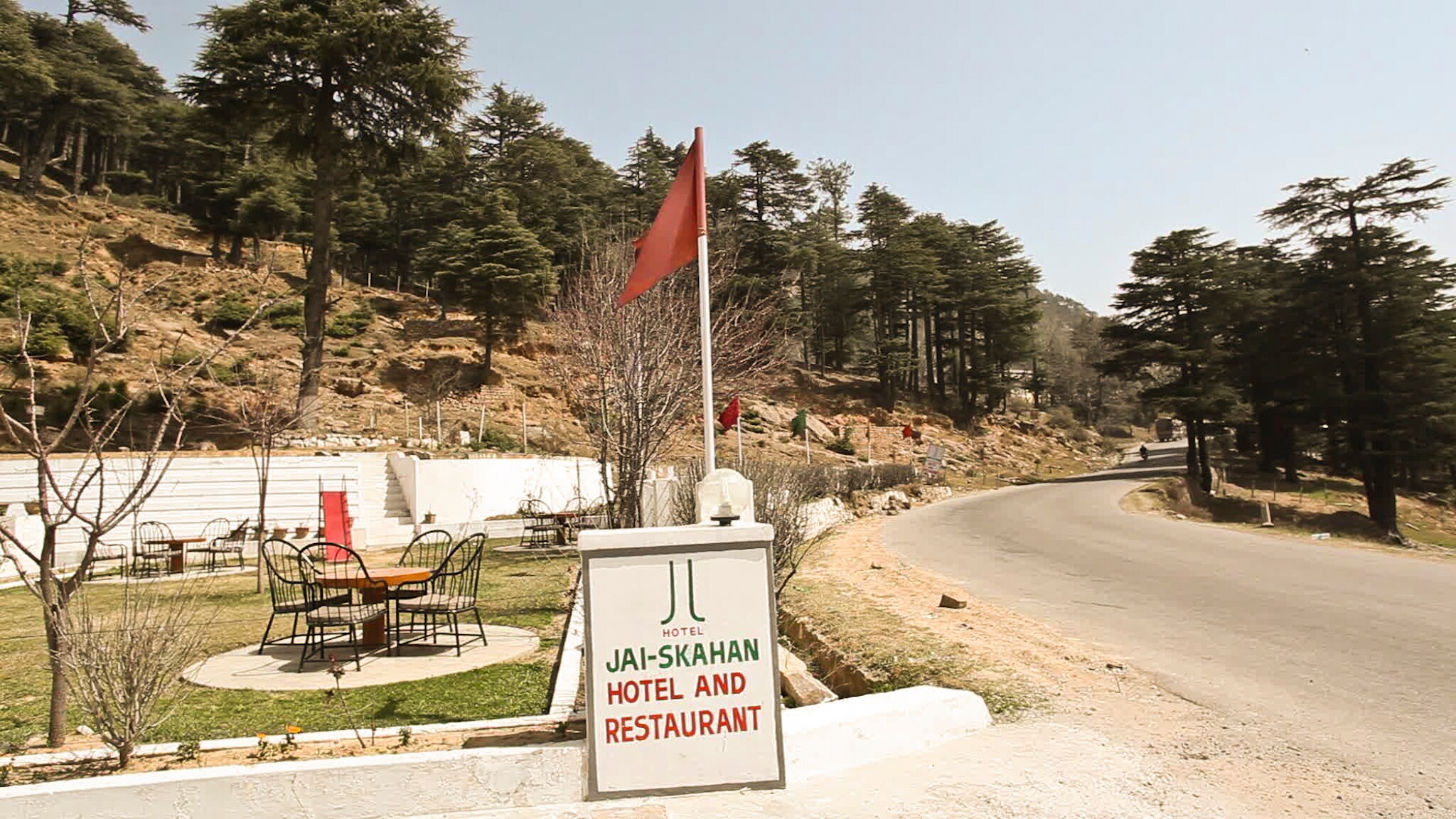 Hotel Jai Skahan - Tap to explore photos