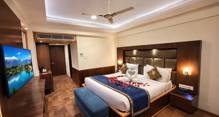 Welcome Hotel  Dal View (Lakeside Location) Room Type - Deluxe Room AC