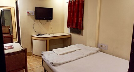 Hotel Roopali Room Type - Economy AC Room