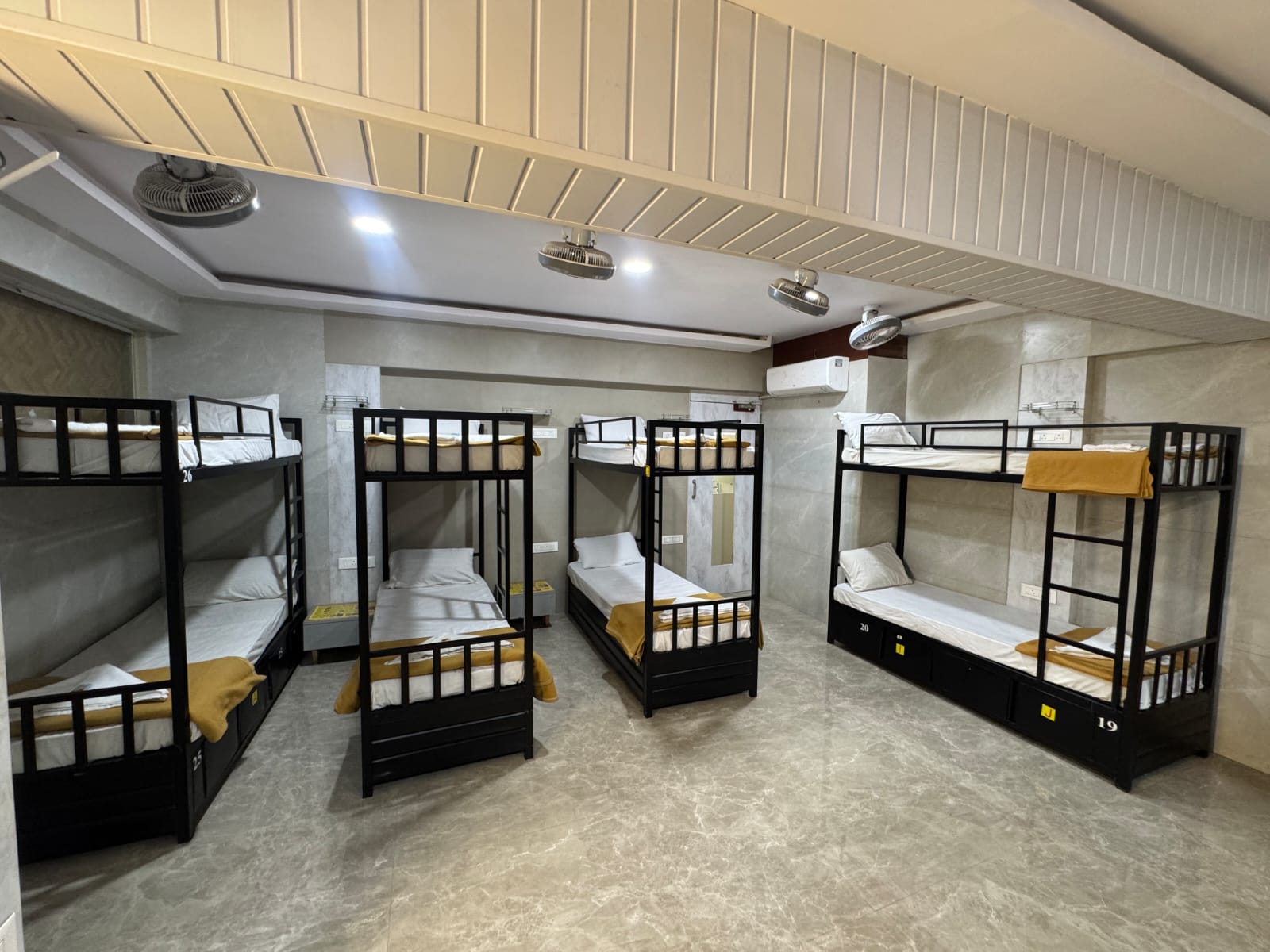 MEHTA INN HOSTEL & PG (Girls Only) - Tap to explore photos