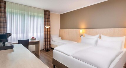 Sunday Hotel Bielefeld Johannisberg Room Type - Standard Double Room with Sofa Bed Sunday Hotel Bielefeld Johannisberg Room Type - Standard Double Room with Sofa Bed